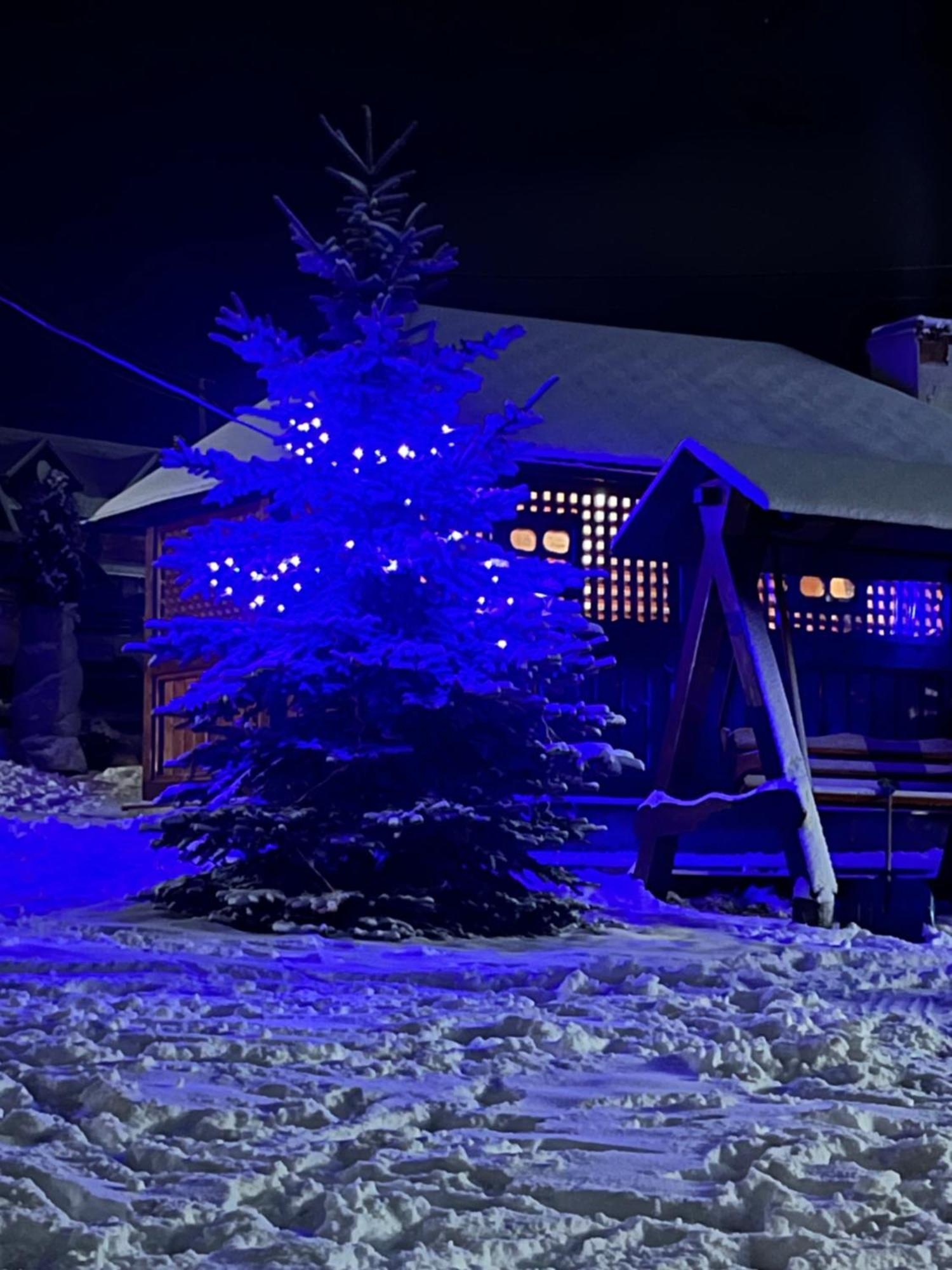 Aura Karpat Hotel Буковел Екстериор снимка